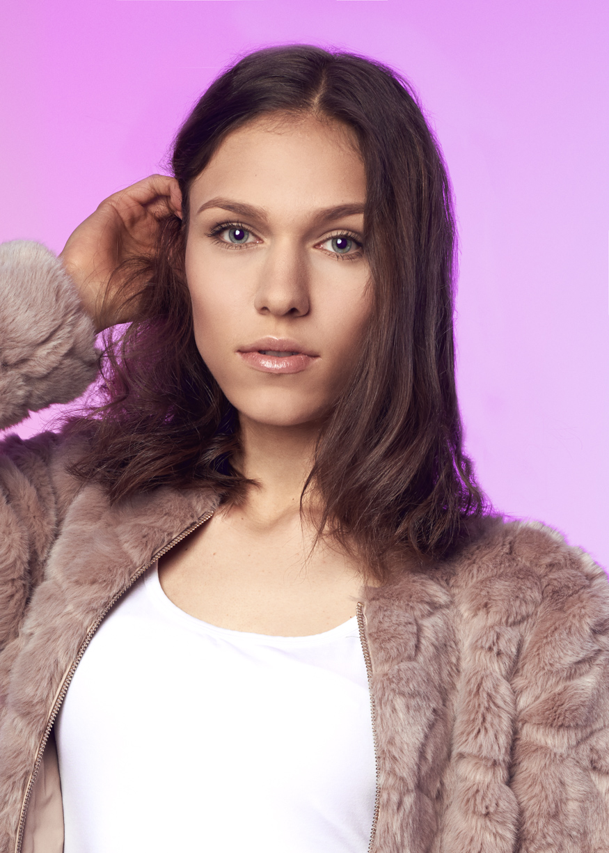 5. Karina 5. Karina