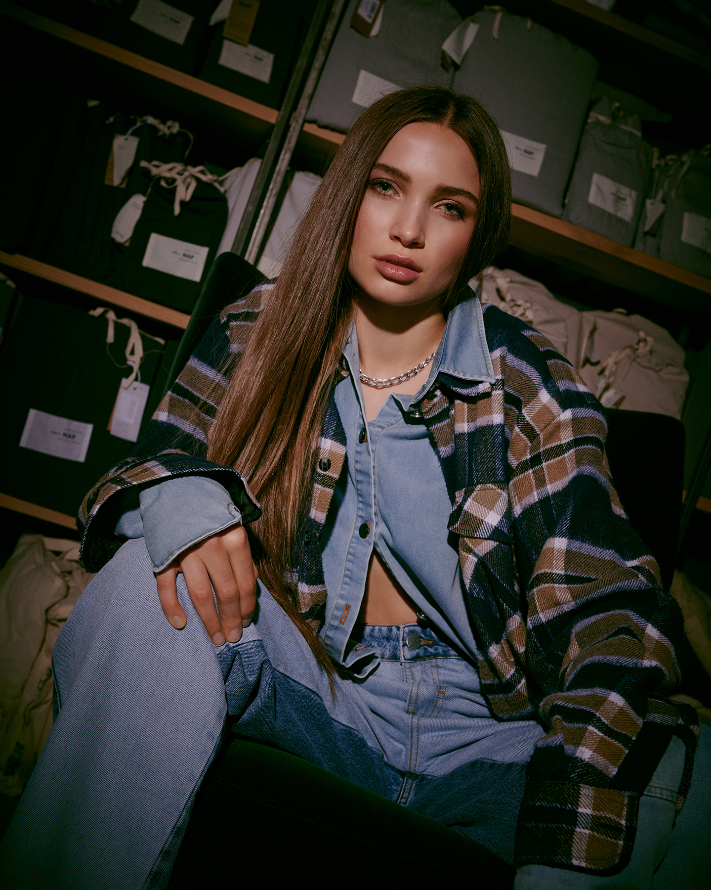 1. NADIA 1. NADIA